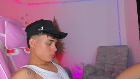 AXEL online show from May 25, 2026, 4:13 pm