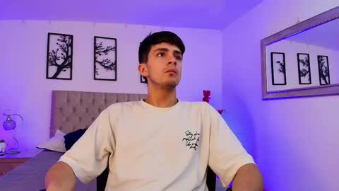 Snapshot of axel_draven chatting on October 10, 2025, 11:09 am axel_draven online show from October 10, 2025, 11:09 am