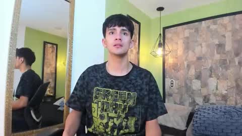 Snapshot of axel_draven chatting on November 17, 2025, 11:27 am axel_draven online show from November 17, 2025, 11:27 am