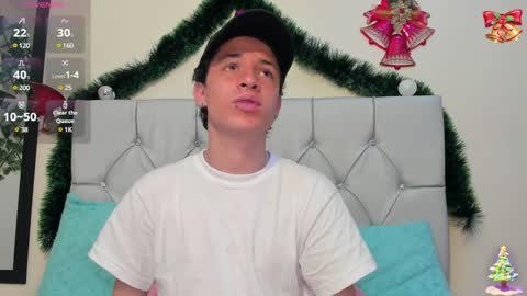 Axel Evanss online show from December 24, 2024, 2:54 pm