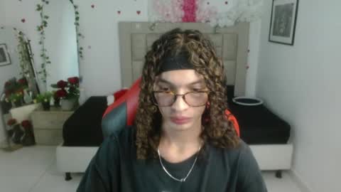 Axel online show from June 8, 2026, 1:09 am