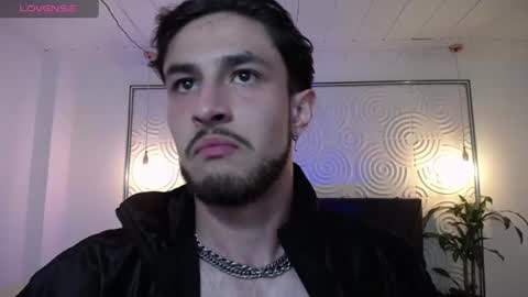 axel_porn_1 online show from July 26, 2026, 1:07 pm
