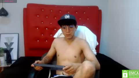 axel_rose20 online show from July 18, 2026, 3:44 am