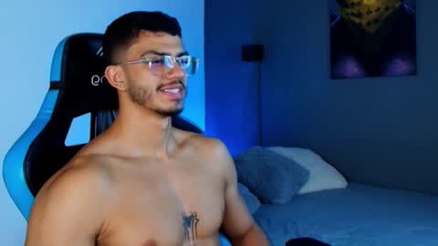 axel stein NEW ACCOUNT online show from February 3, 2025, 3:42 am