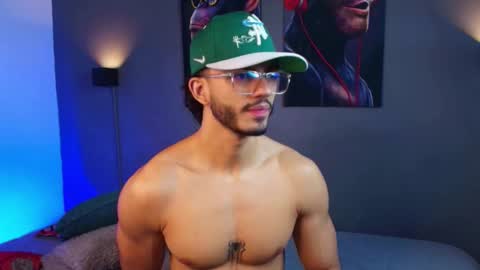 axel stein NEW ACCOUNT online show from November 22, 2025, 1:59 am