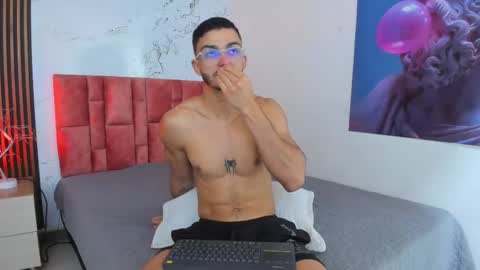 Axel  online show from December 6, 2024, 6:26 am