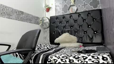 axel_strongx18 online show from March 14, 2026, 6:19 am