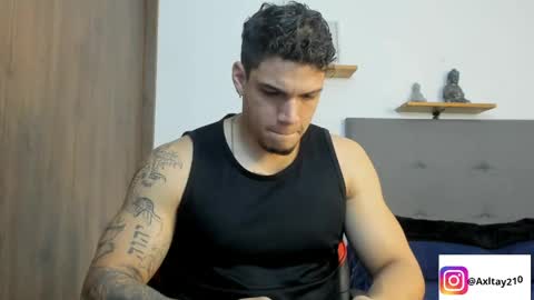 INDEPENDENT MODEL  online show from March 31, 2026, 12:34 am