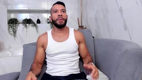 Snapshot of axelgowther_ chatting on February 21, 2025, 11:22 am Axel Gowther online show from February 21, 2025, 11:22 am