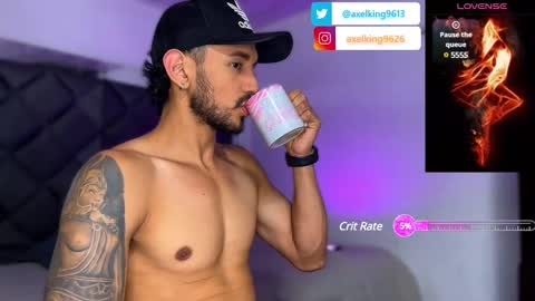 Snapshot of axelking13 chatting on December 7, 2024, 11:23 pm Axel King online show from December 7, 2024, 11:23 pm