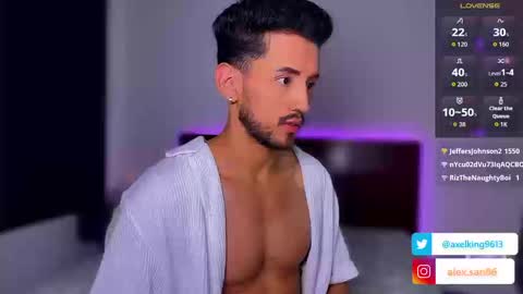 Snapshot of axelking13 chatting on September 22, 2025, 11:18 pm Axel King online show from September 22, 2025, 11:18 pm