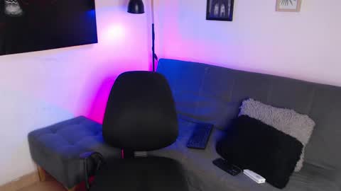 Snapshot of axell_dior chatting on November 29, 2025, 1:41 am axell online show from November 29, 2025, 1:41 am