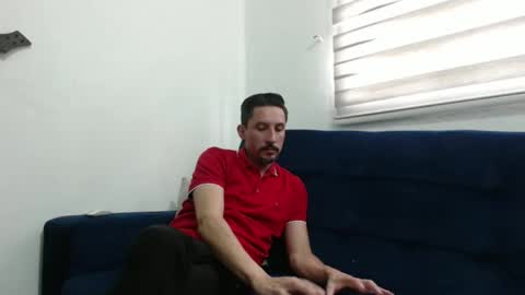 Axel Rose online show from February 15, 2026, 7:21 pm