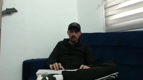 Axel Rose online show from February 16, 2026, 7:10 pm