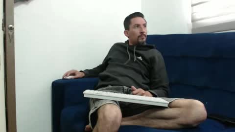 Axel Rose online show from February 17, 2026, 7:31 pm