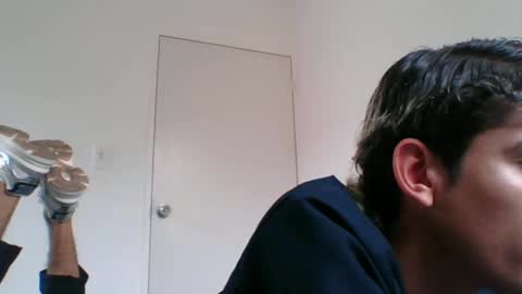 Axel  online show from February 7, 2025, 5:40 pm