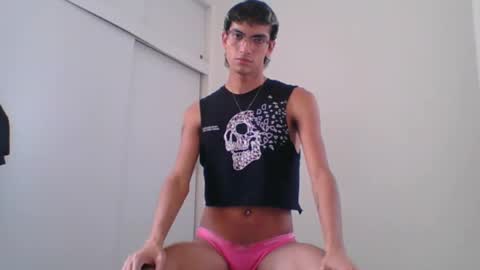 Axel  online show from February 11, 2025, 5:40 pm