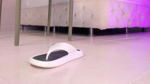 im your little femboy  ALEX   online show from April 10, 2026, 8:24 pm