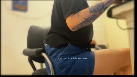 Snapshot of axelpadilla98 chatting on October 22, 2025, 10:48 am deliciosodemente online show from October 22, 2025, 10:48 am