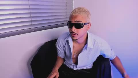 Axel online show from May 29, 2026, 2:59 pm