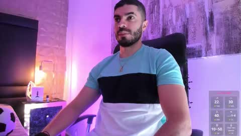 Axel Thompsom online show from September 19, 2025, 11:11 am