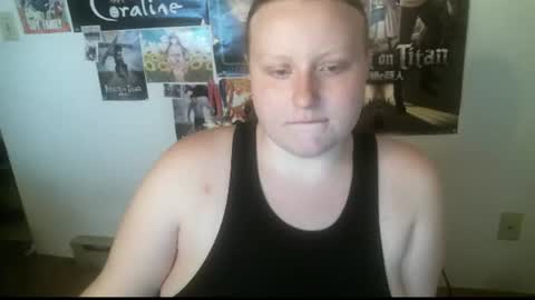 Snapshot of axisgray chatting on July 18, 2026, 2:38 am Axis Gray online show from July 18, 2026, 2:38 am