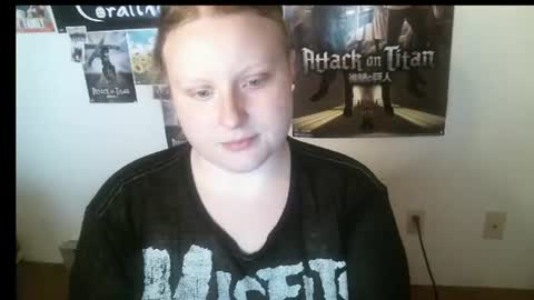 Snapshot of axisgray chatting on July 20, 2026, 2:37 am Axis Gray online show from July 20, 2026, 2:37 am