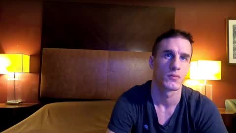 Axl online show from December 12, 2024, 3:43 am