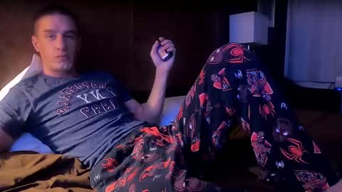 Axl online show from December 13, 2024, 4:43 am