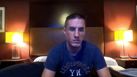 Axl online show from December 19, 2024, 4:02 am