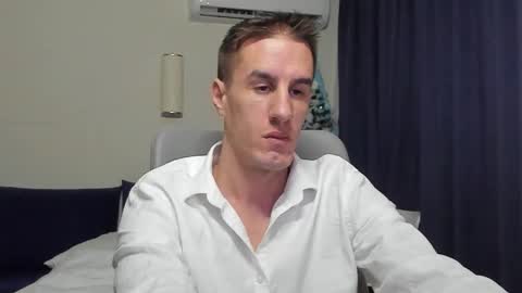 Axl online show from January 7, 2026, 12:24 am