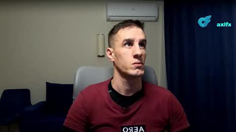 Snapshot of axl_fx chatting on February 10, 2026, 8:35 pm Axl online show from February 10, 2026, 8:35 pm