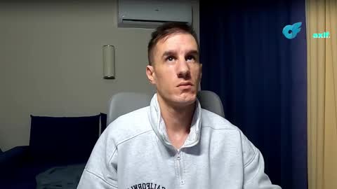 Snapshot of axl_fx chatting on February 14, 2026, 12:18 am Axl online show from February 14, 2026, 12:18 am