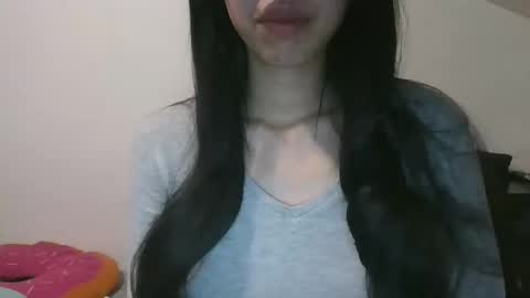 Snapshot of axuepetitt chatting on January 12, 2025, 4:10 am axue online show from January 12, 2025, 4:10 am