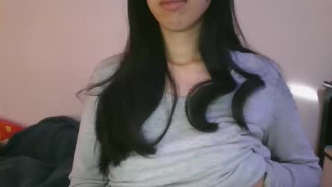 Snapshot of axuepetitt chatting on February 26, 2025, 1:52 pm axue online show from February 26, 2025, 1:52 pm