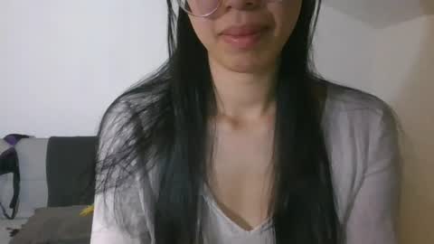 Snapshot of axuepetitt chatting on June 18, 2026, 9:08 pm axue online show from June 18, 2026, 9:08 pm