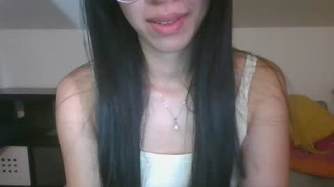 Snapshot of axuepetitt chatting on July 24, 2026, 10:41 pm axue online show from July 24, 2026, 10:41 pm