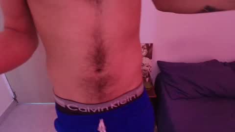 AXXXEL online show from October 17, 2025, 8:44 pm