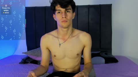 Axxxel  online show from April 13, 2026, 1:22 am