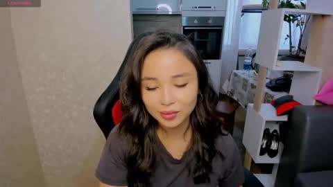 Aya Moon online show from September 24, 2025, 4:49 am