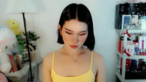 AYAHOSHILOVESYOU online show from February 15, 2026, 3:25 am