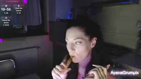 Snapshot of ayanagrumpixx chatting on July 9, 2026, 1:09 am AyanaGrumpixx online show from July 9, 2026, 1:09 am