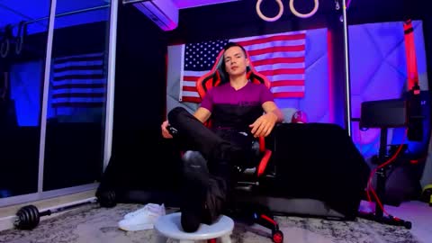 Snapshot of aydenmillerdom chatting on October 7, 2025, 2:58 pm Ayden Miller online show from October 7, 2025, 2:58 pm