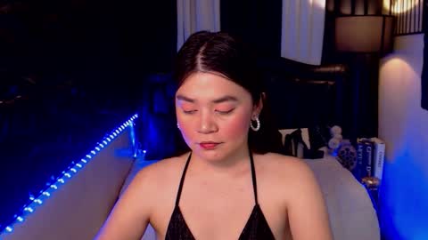 ayeshalove online show from October 10, 2025, 11:42 am