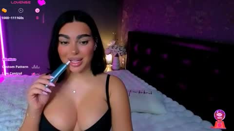 Snapshot of ayla_demir chatting on November 13, 2025, 11:14 pm Ayla Demir online show from November 13, 2025, 11:14 pm