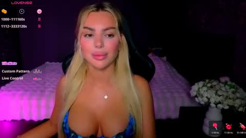  Ayla Demir  online show from July 4, 2026, 8:04 pm