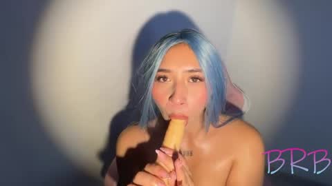 Snapshot of aylanii chatting on May 30, 2026, 7:11 pm A L A N I I online show from May 30, 2026, 7:11 pm