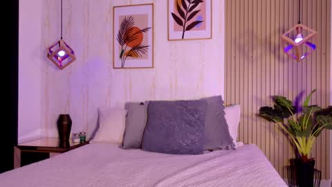 Ayleen online show from September 10, 2025, 12:05 pm