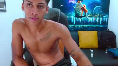 Aylen  online show from February 21, 2025, 7:21 pm