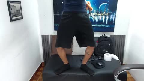 Aylen  online show from March 1, 2025, 6:11 pm